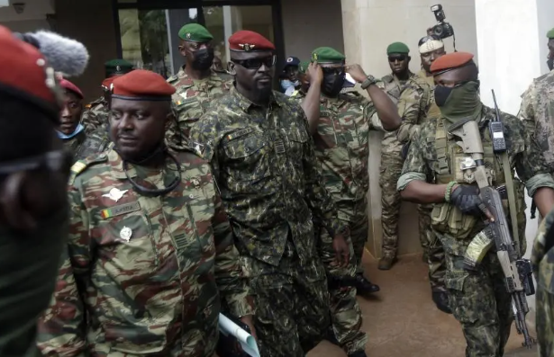 Members of Guinea's CNRD Junta