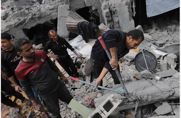 Israeli air strikes on Shujayea district in northern Gaza City